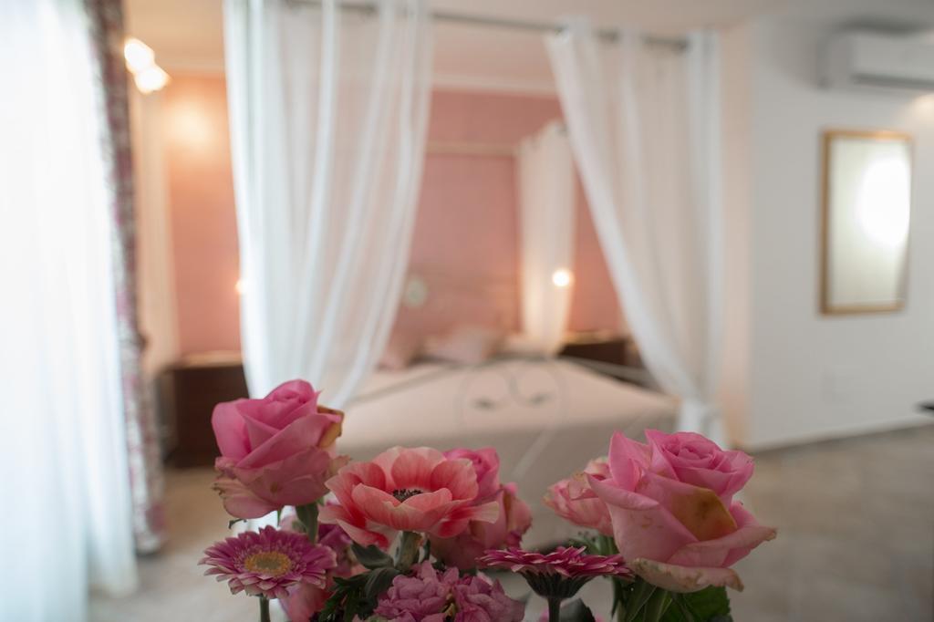 B&B Corte Dell' Immacolata ตาเวียโน ภายนอก รูปภาพ