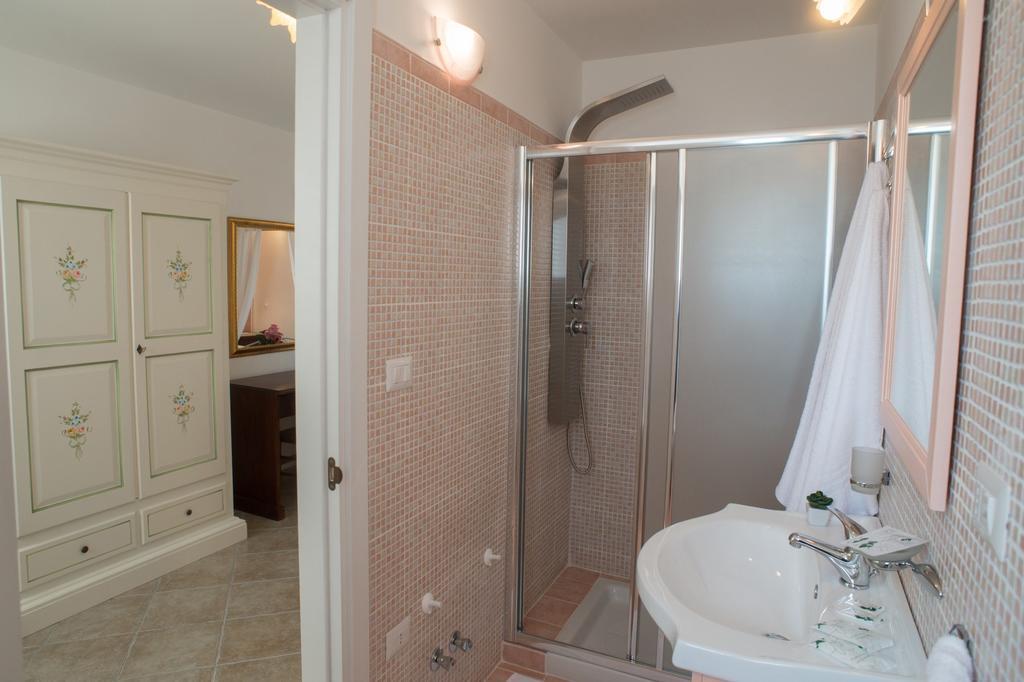 B&B Corte Dell' Immacolata ตาเวียโน ภายนอก รูปภาพ