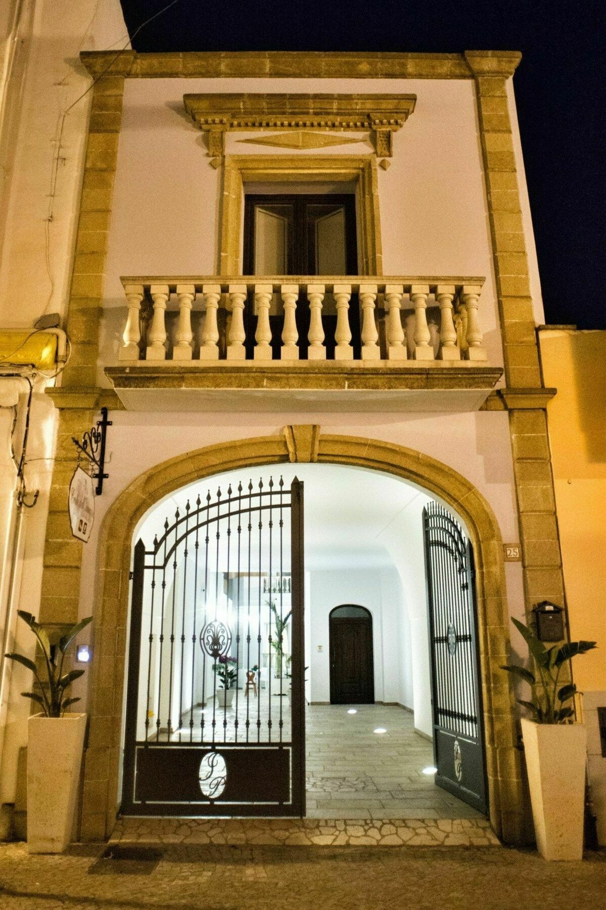 B&B Corte Dell' Immacolata ตาเวียโน ภายนอก รูปภาพ